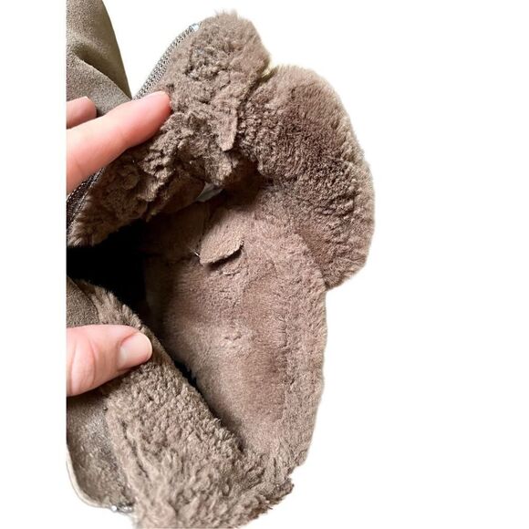 Blondo Geneva Womens 8.5 Ankle Boot Waterproof Taupe Suede Hidden Wedge Faux Fur - Picture 7 of 15